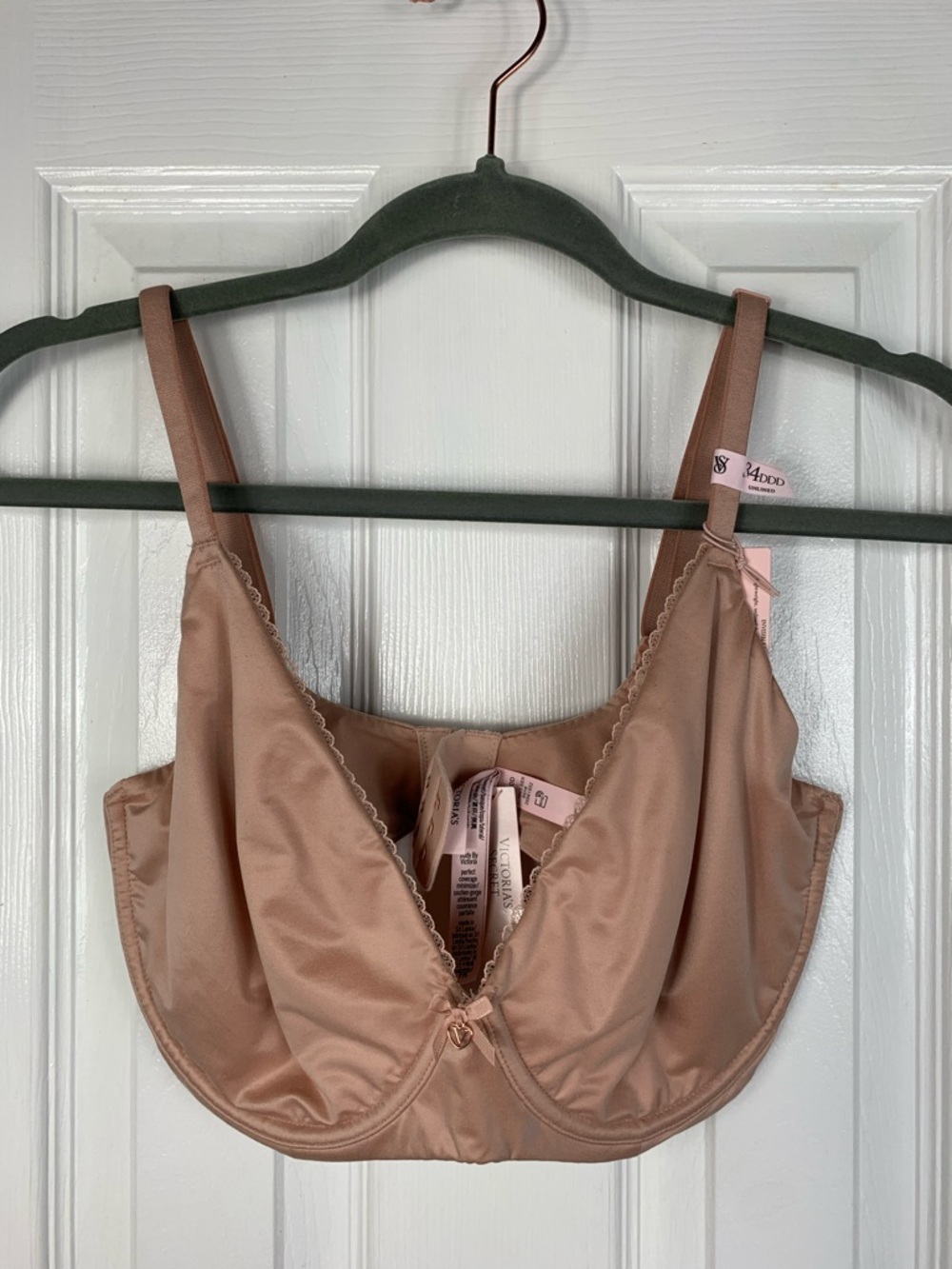 Victoria's Secret Body by Victoria Invisible Lift Full-Coverage Minimizer Bra